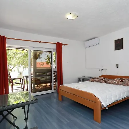 Apartmani Stanka & Joso Razanac Exterior photo